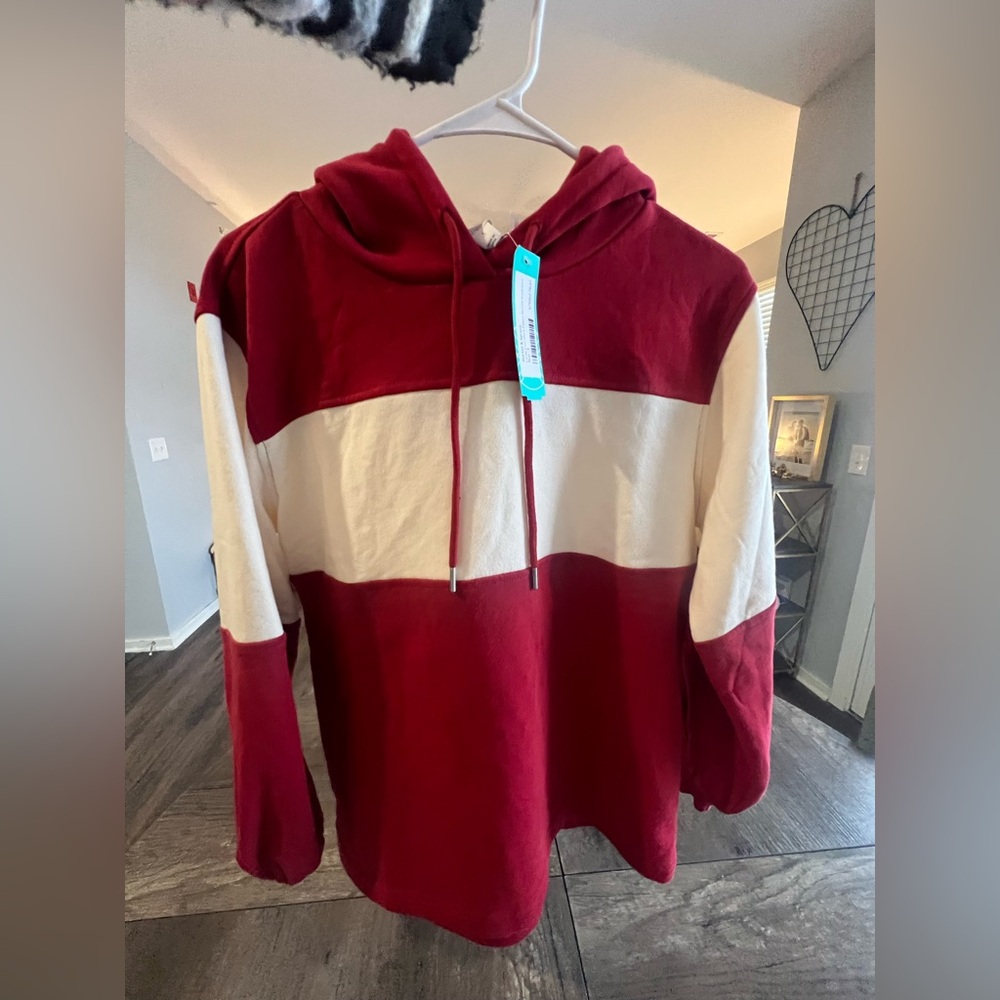 Market & Spruce Red Hoodie New With Tags-Size Small